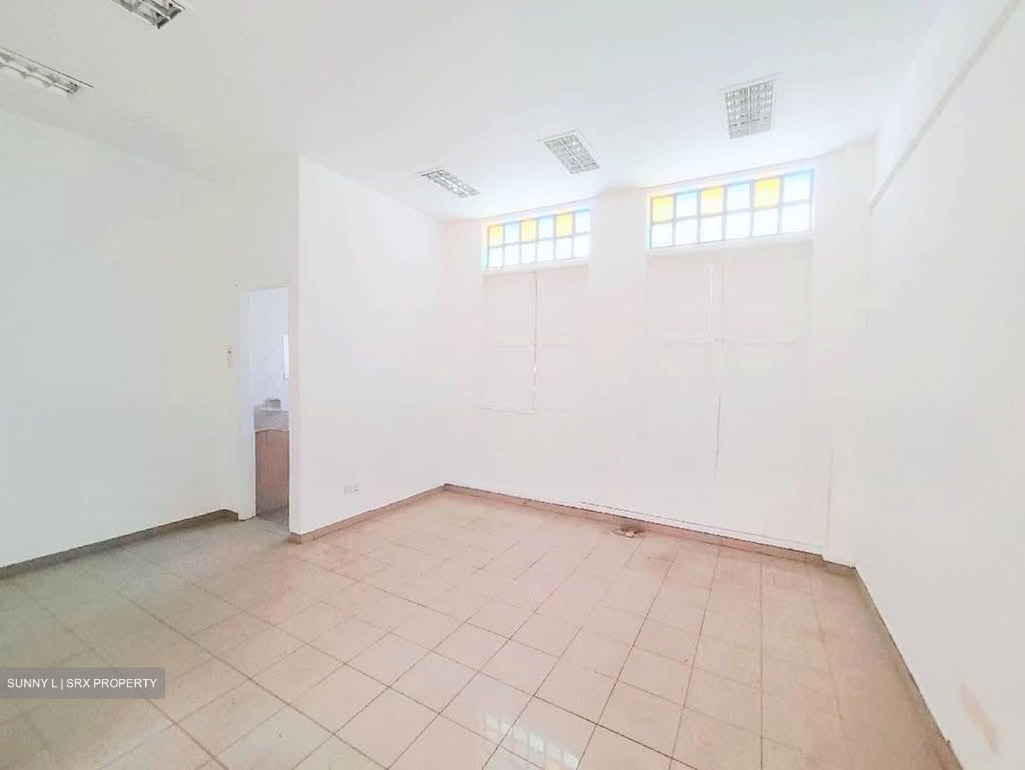Sam Leong Road (D8), Shop House #583190411